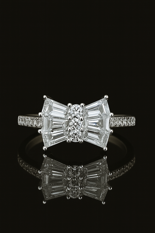 Luxe Elegance Diamond Ring