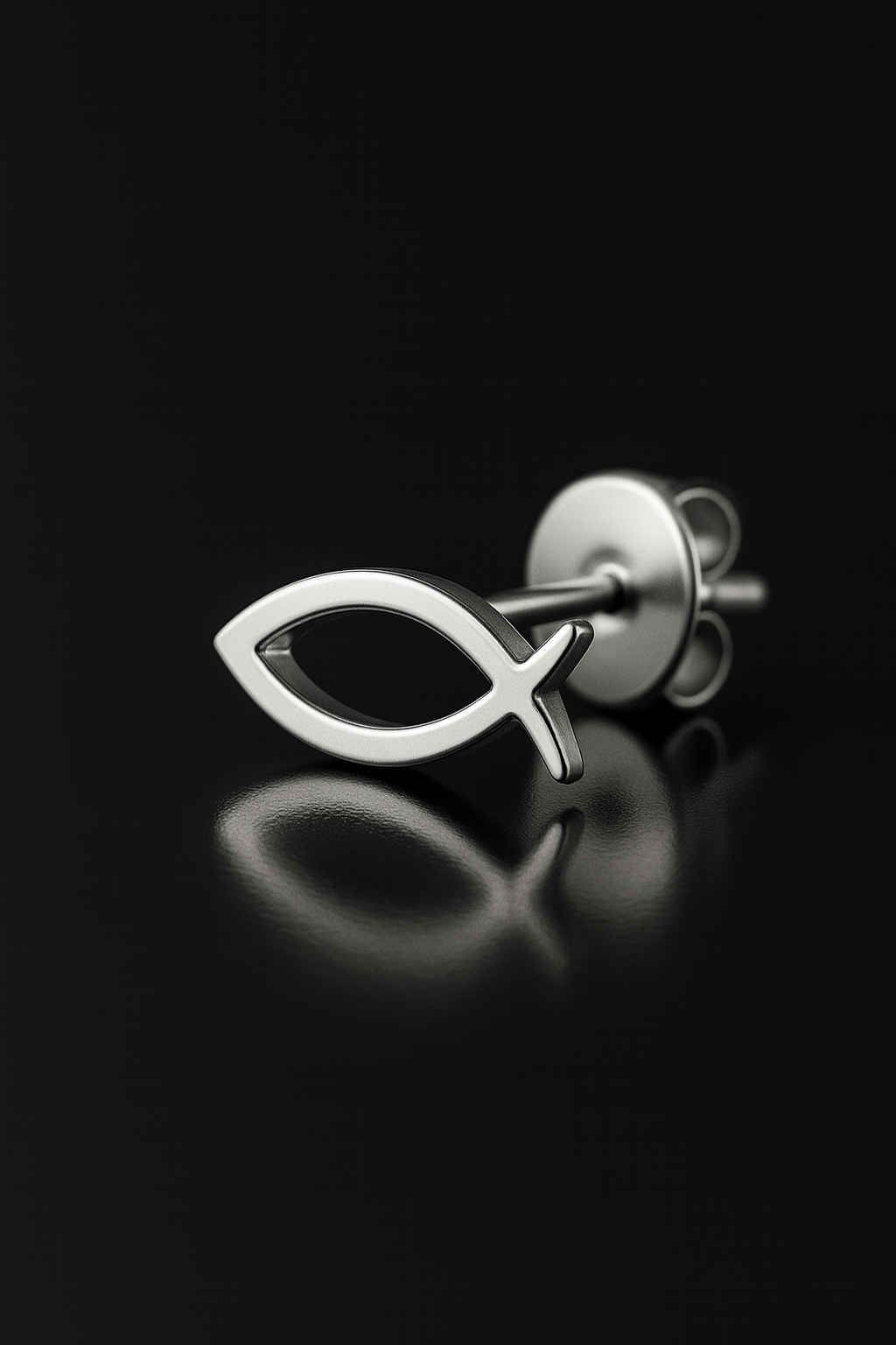 Minimal Fish Stud