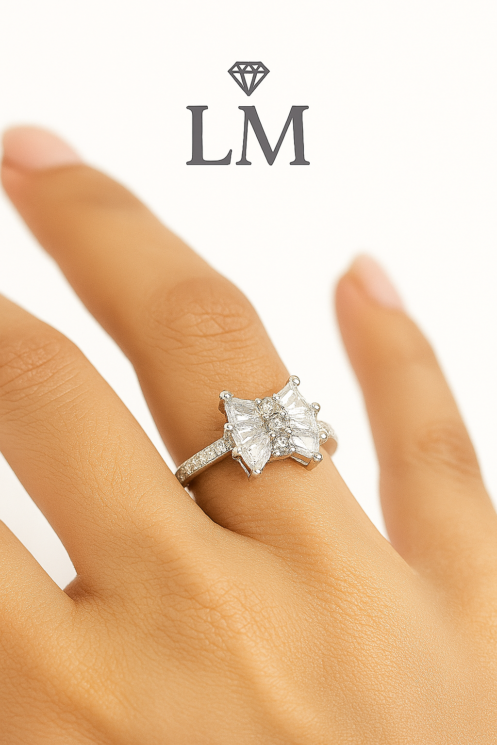 Luxe Elegance Diamond Ring