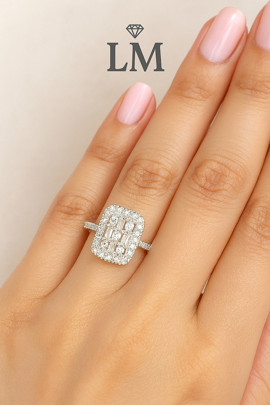 Luxe Radiance Cluster Diamond Ring