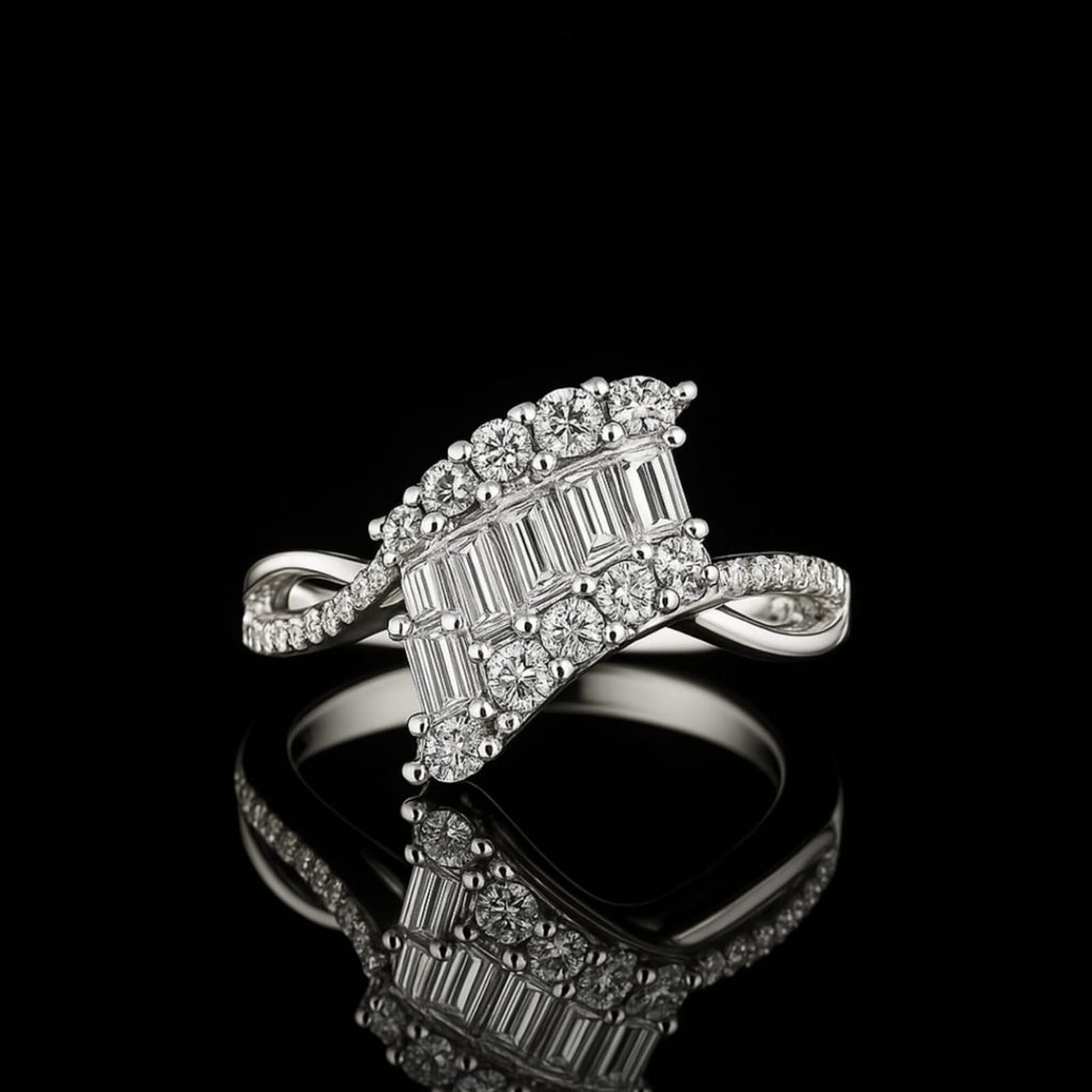 Luxe Radiance Diamond Ring