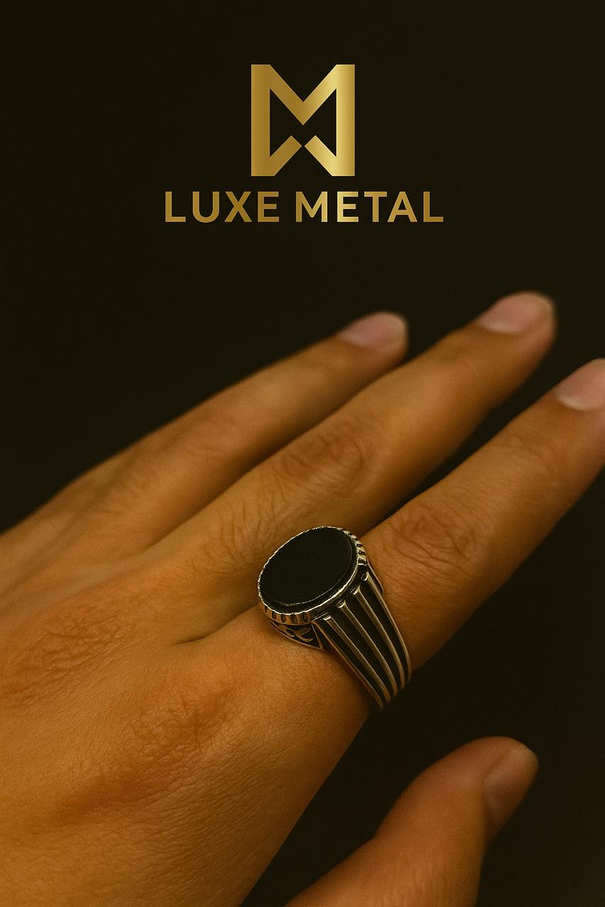 Obsidian Emperor Ring – Luxe Metal Heritage Series
